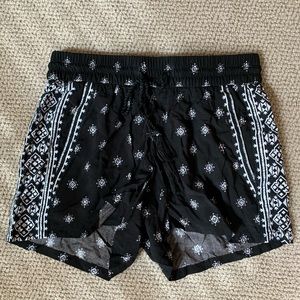 Old Navy Black and White Comfy Shorts